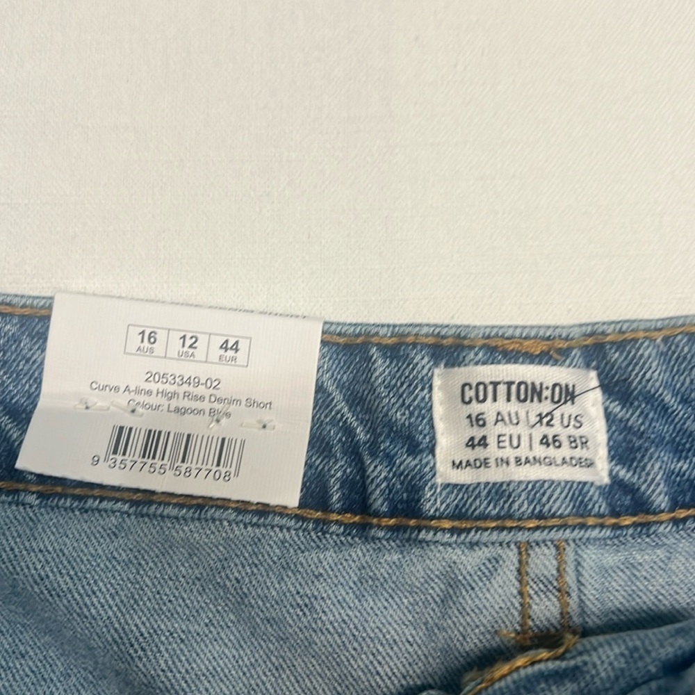 Cotton On Curve A-Line High Rise Denim Short- Size 12 - Picture 2 of 8
